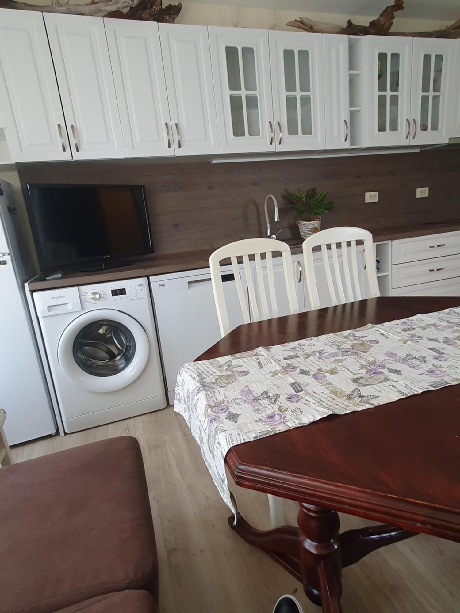 Студия Лилия Tsarevo Luaran gambar